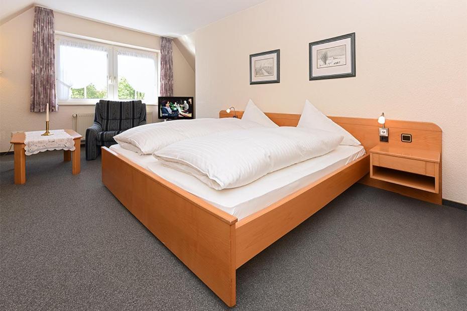 Hotel Garni Poggenstool Neuharlingersiel Ngoại thất bức ảnh